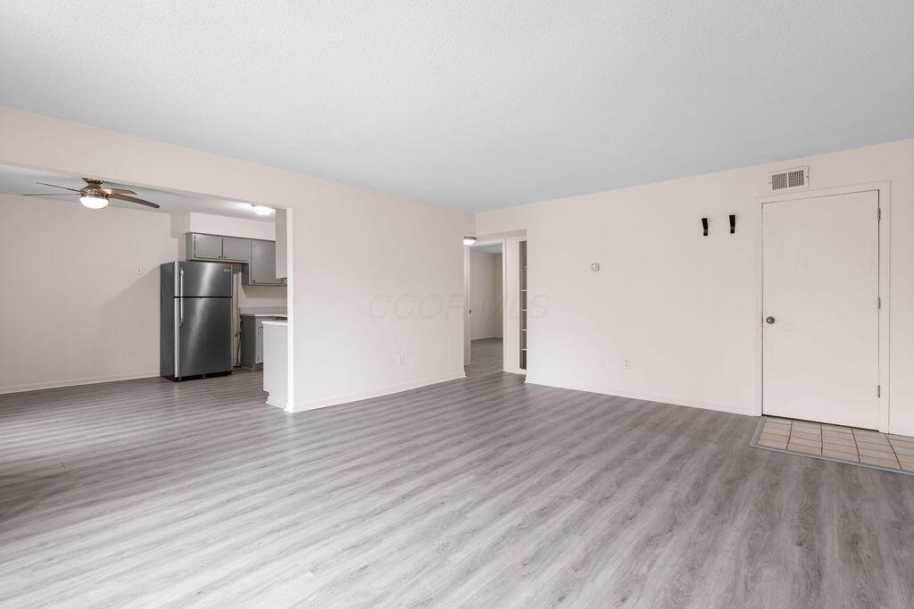 Columbus, Ohio 43214, United States, 1 Bedroom Bedrooms, ,1 BathroomBathrooms,Residential,Contingent,117798