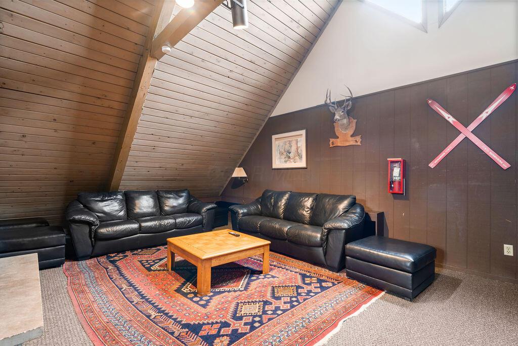 Columbus, Ohio 43214, United States, 1 Bedroom Bedrooms, ,1 BathroomBathrooms,Residential,Contingent,117798