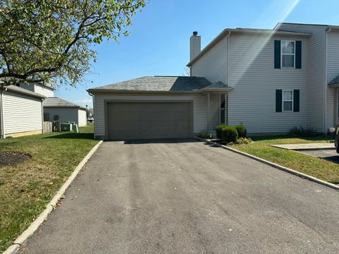 Photo of 1768 Ridgebury Drive 135A #135A, Hilliard, OH 43026 (MLS # 225037252)