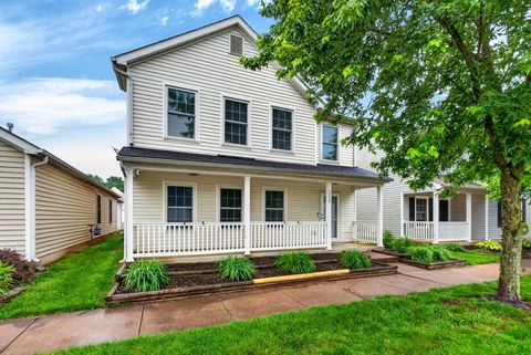 Photo of 5372 Sturgis Drive, Canal Winchester, OH 43110 (MLS # 226018868)
