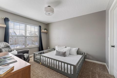 Tiny photo for 233 Auburn Drive, Newark, OH 43055 (MLS # 225044905)