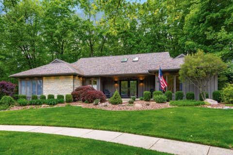 Homes For Sale - 7155 Wellington Court<br/> Dublin, OH 43016