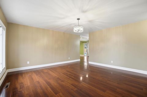 Tiny photo for 1006 Sherwood Avenue, Marysville, OH 43040 (MLS # 226000533)