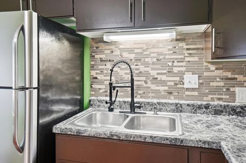 Tiny photo for 1006 Sherwood Avenue, Marysville, OH 43040 (MLS # 226000533)