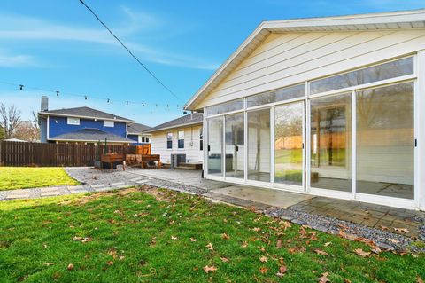 Tiny photo for 1006 Sherwood Avenue, Marysville, OH 43040 (MLS # 226000533)