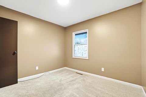 Tiny photo for 1006 Sherwood Avenue, Marysville, OH 43040 (MLS # 226000533)