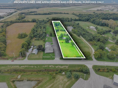 Photo of 3515 Rohr Road, Groveport, OH 43125 (MLS # 226039136)