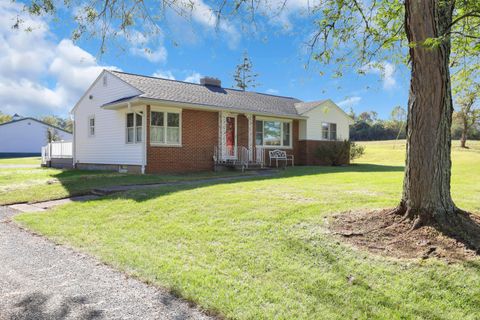 Tiny photo for 4860 Winchester Southern Road, Circleville, OH 43113 (MLS # 226003294)