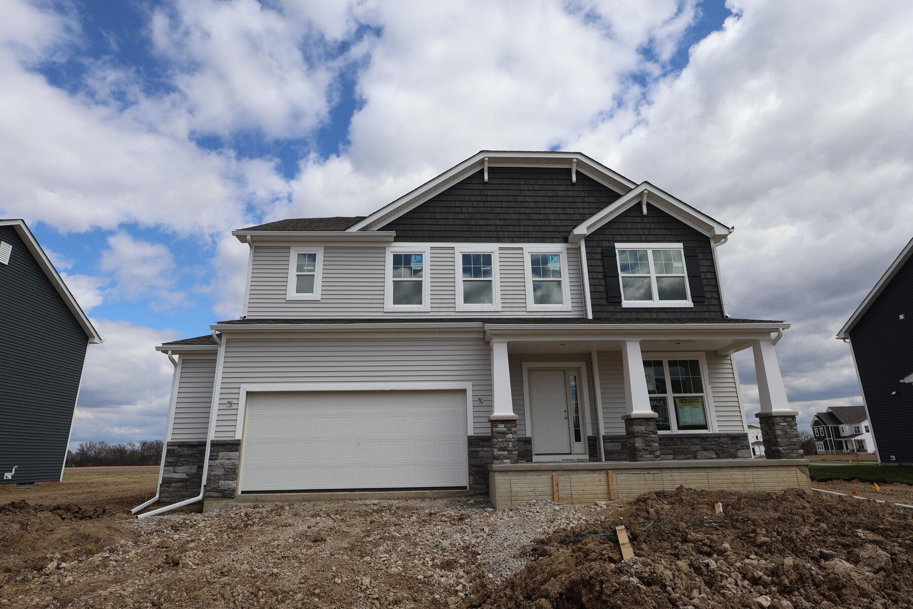 1727 Marie Way, Delaware, Ohio image 1