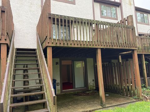 Tiny photo for 5746 Great Hall Court C #C, Columbus, OH 43231 (MLS # 226015017)
