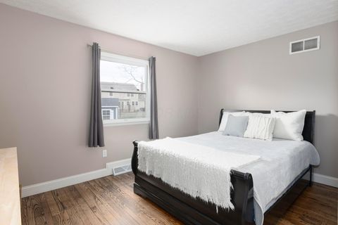 Tiny photo for 1390 Sugarberry Court, Westerville, OH 43081 (MLS # 226000846)