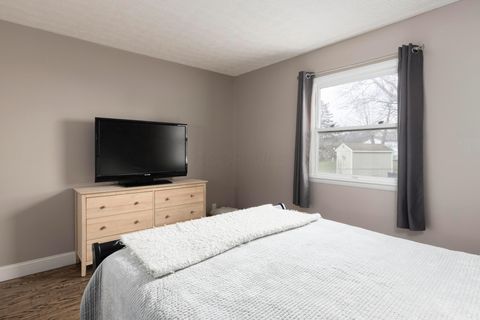 Tiny photo for 1390 Sugarberry Court, Westerville, OH 43081 (MLS # 226000846)