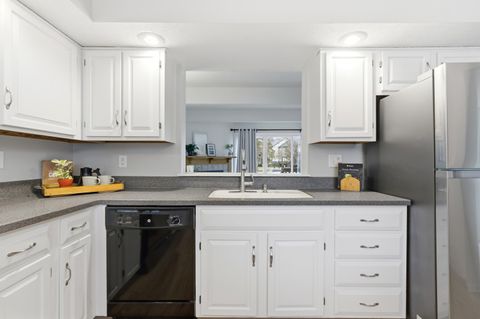 Tiny photo for 7027 Dublin Village Drive, Dublin, OH 43017 (MLS # 226000514)