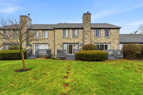 Tiny photo for 7027 Dublin Village Drive, Dublin, OH 43017 (MLS # 226000514)