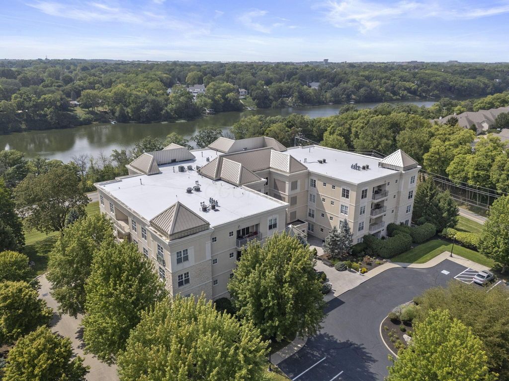 Photo of 5745 Newbank Circle 202 #202, Dublin, OH 43017 (MLS # 226012117)