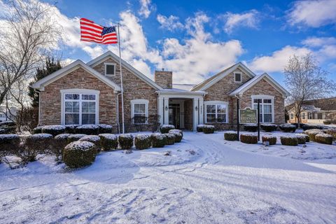 Tiny photo for 5162 Hayden Woods Lane 22 #22, Hilliard, OH 43026 (MLS # 225045908)