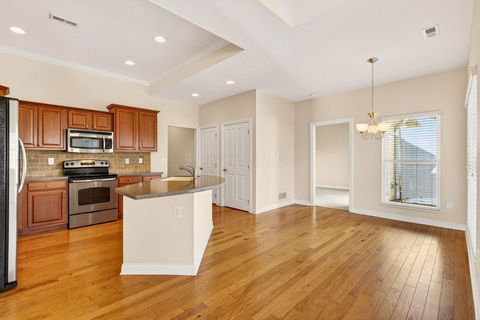 Tiny photo for 5162 Hayden Woods Lane 22 #22, Hilliard, OH 43026 (MLS # 225045908)