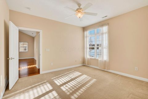 Tiny photo for 5162 Hayden Woods Lane 22 #22, Hilliard, OH 43026 (MLS # 225045908)