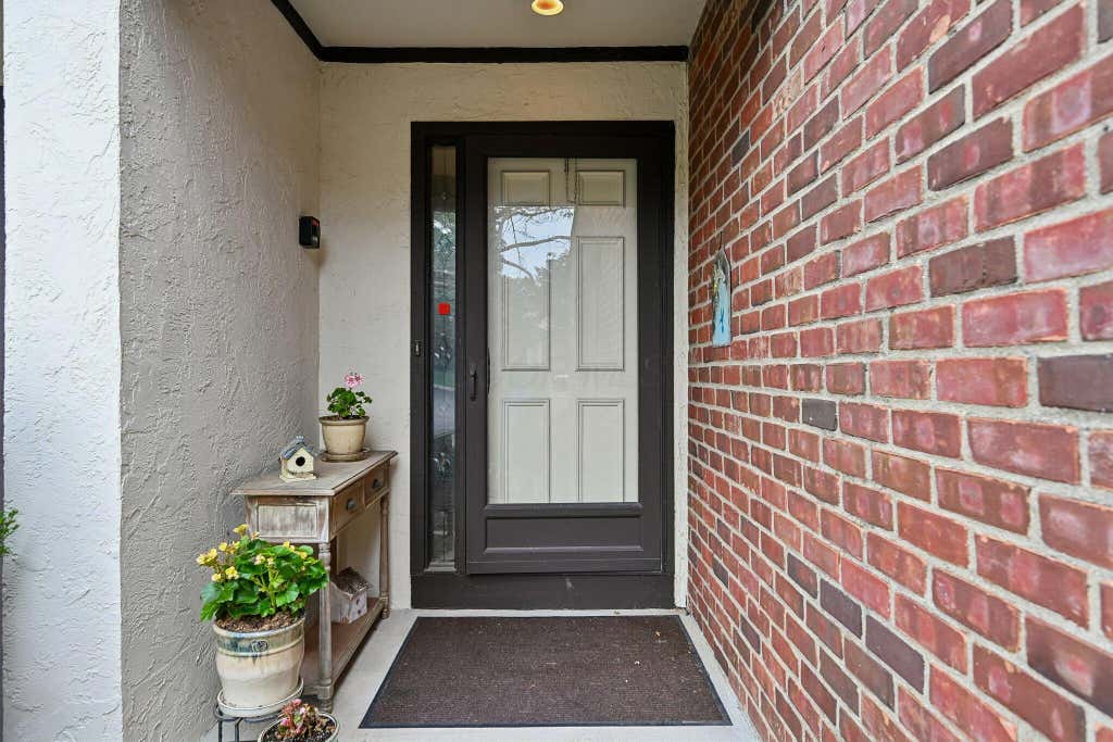 Photo of 247 Saint Antoine Street 11B #11B, Worthington, OH 43085 (MLS # 226028578)
