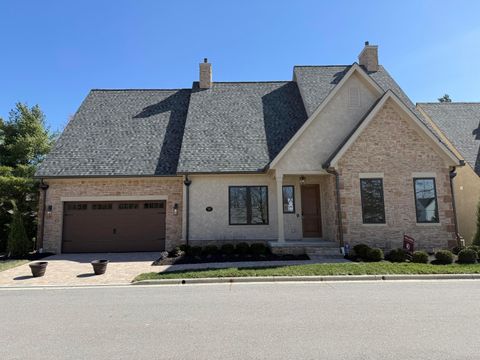 Photo of 92 Barrington Place, Powell, OH 43065 (MLS # 226007581)