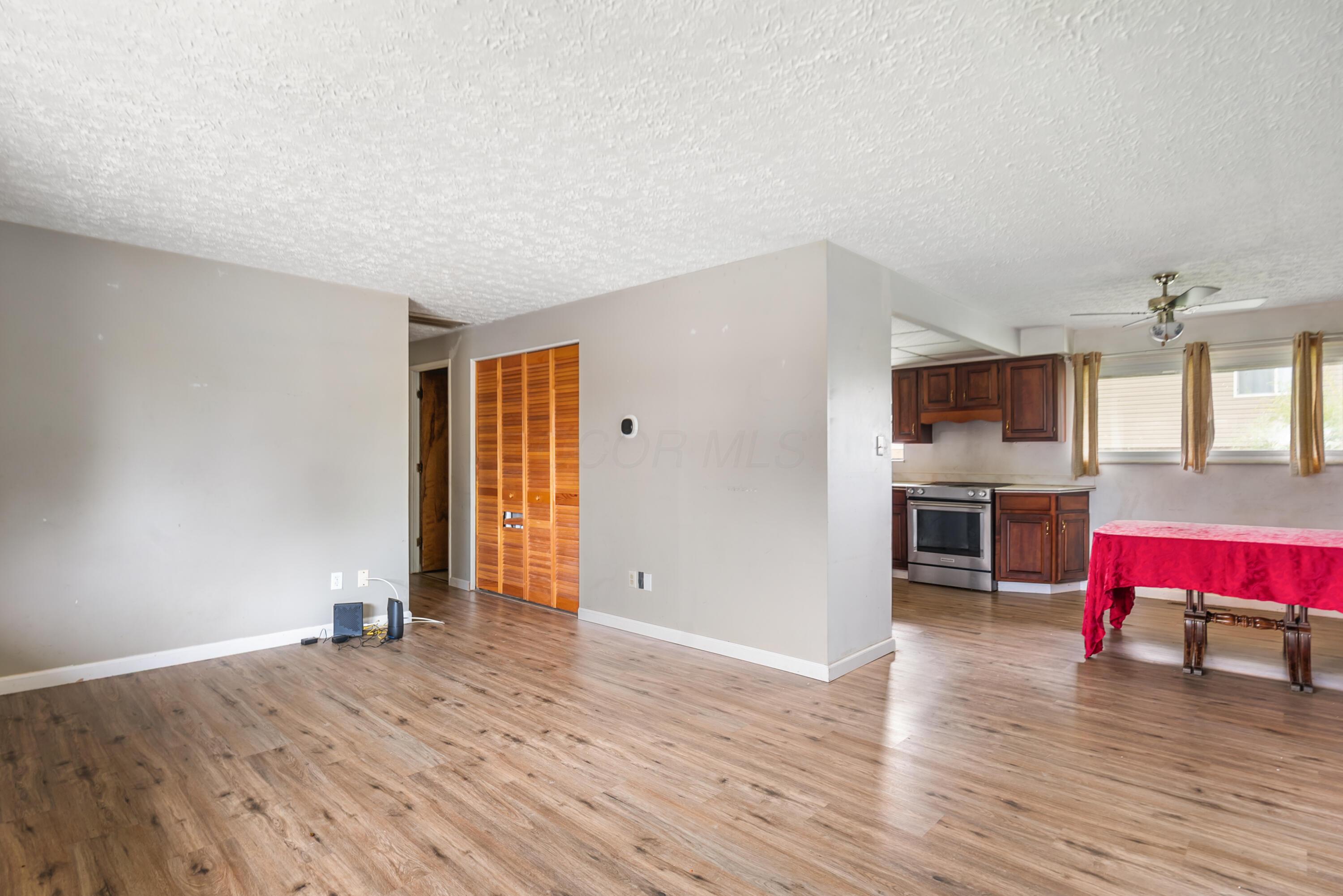 1635 Rosehill Road