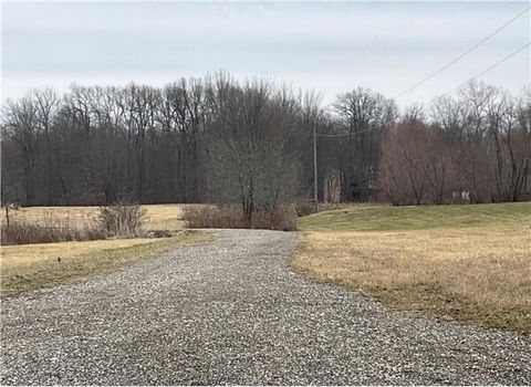 Photo of 7365 Hollow Road SW, Pataskala, OH 43062 (MLS # 225035239)
