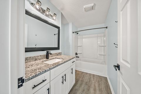 Tiny photo for 235 Evergreen Terrace, Columbus, OH 43228 (MLS # 225037672)