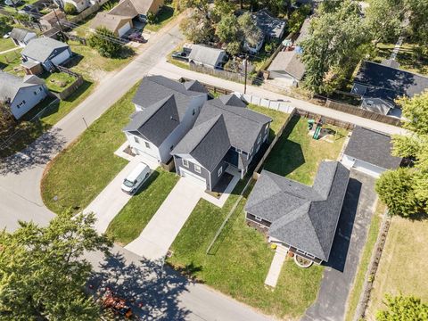 Tiny photo for 235 Evergreen Terrace, Columbus, OH 43228 (MLS # 225037672)