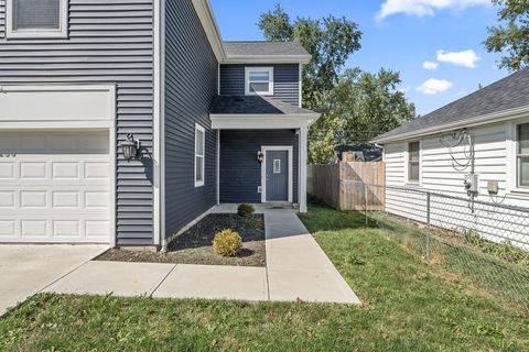 Tiny photo for 235 Evergreen Terrace, Columbus, OH 43228 (MLS # 225037672)
