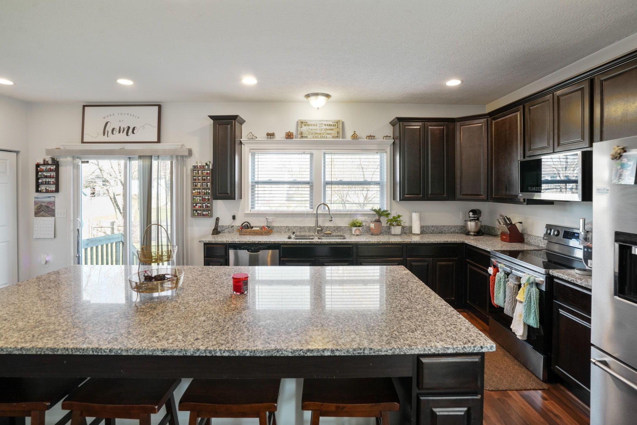 82 Delaware Drive, Delaware, Ohio image 11