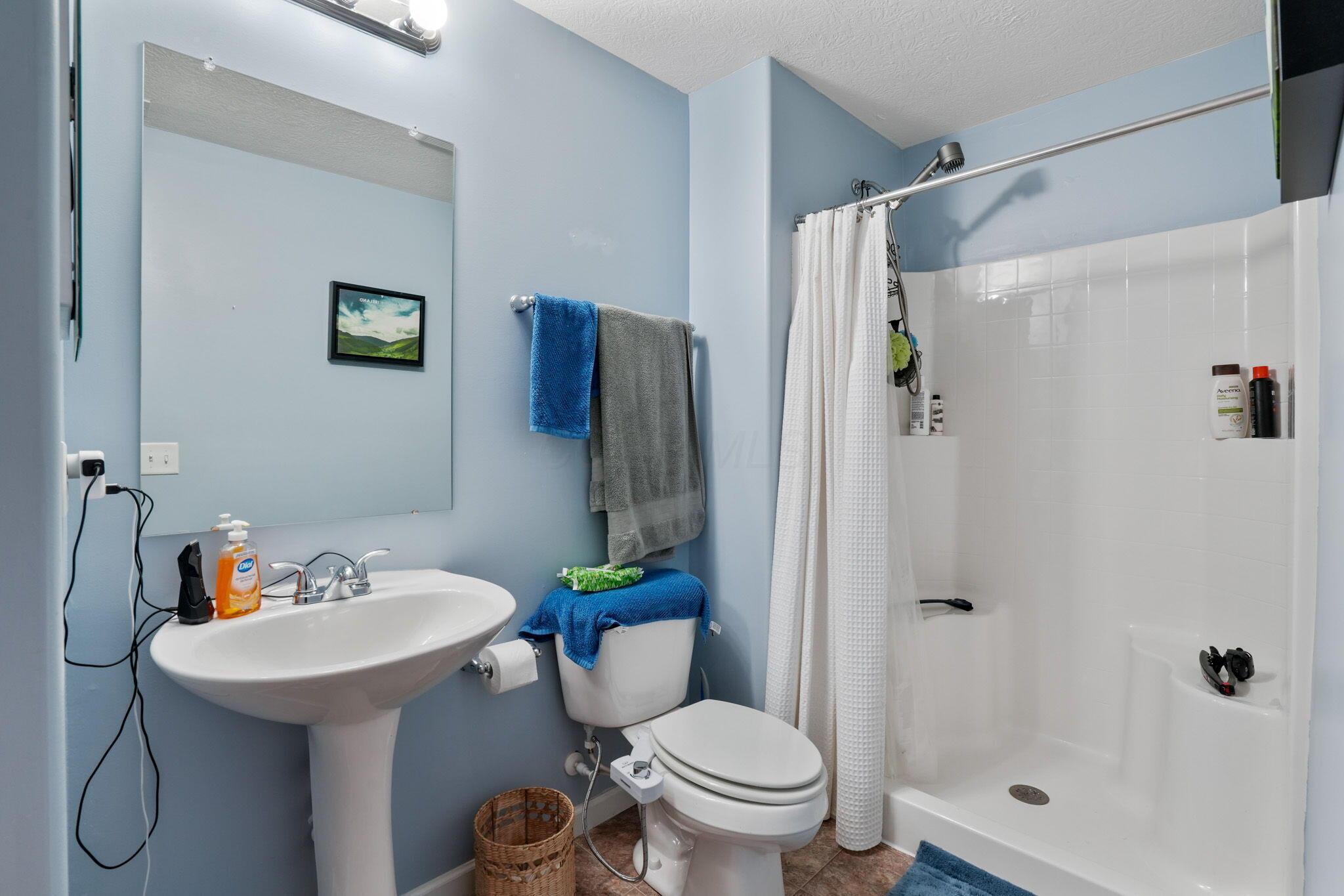 82 Delaware Drive, Delaware, Ohio image 32