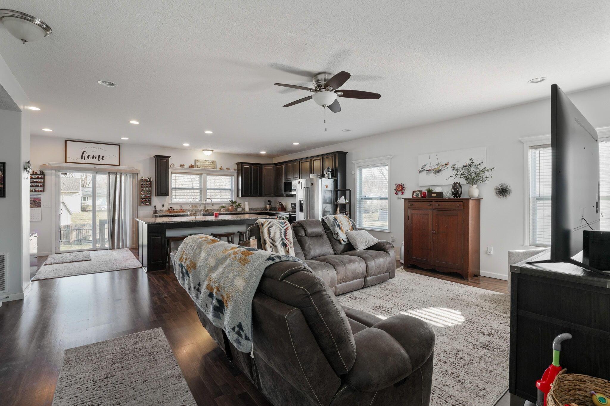 82 Delaware Drive, Delaware, Ohio image 4