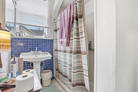 Tiny photo for 242 Hudson Avenue, Newark, OH 43055 (MLS # 225045095)