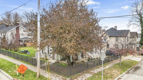 Tiny photo for 242 Hudson Avenue, Newark, OH 43055 (MLS # 225045095)