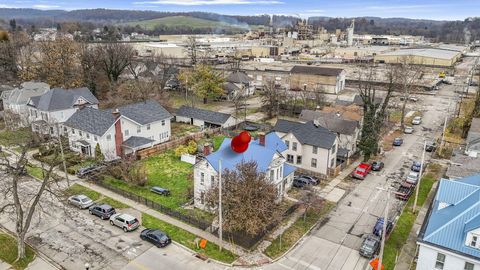 Tiny photo for 242 Hudson Avenue, Newark, OH 43055 (MLS # 225045095)