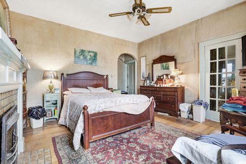 Tiny photo for 242 Hudson Avenue, Newark, OH 43055 (MLS # 225045095)