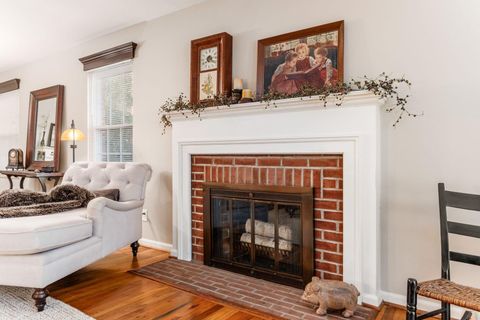 Tiny photo for 4404 Airendel Court, Columbus, OH 43220 (MLS # 226000496)