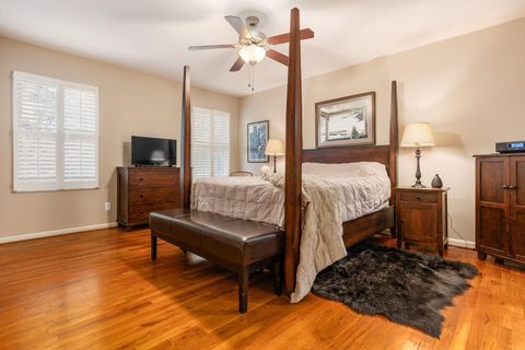 Tiny photo for 4404 Airendel Court, Columbus, OH 43220 (MLS # 226000496)