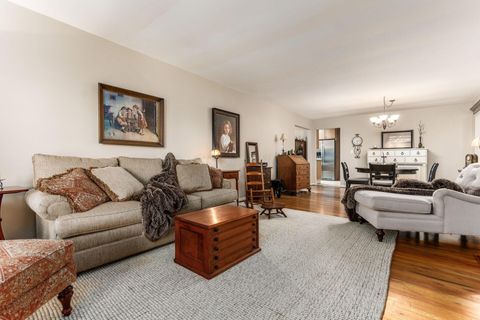 Tiny photo for 4404 Airendel Court, Columbus, OH 43220 (MLS # 226000496)