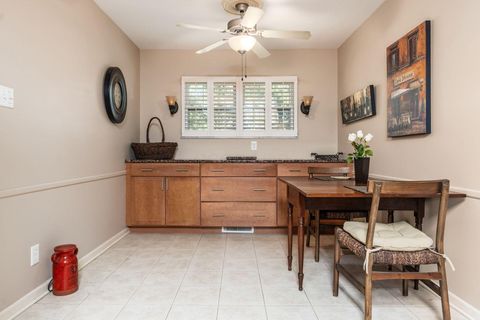 Tiny photo for 4404 Airendel Court, Columbus, OH 43220 (MLS # 226000496)