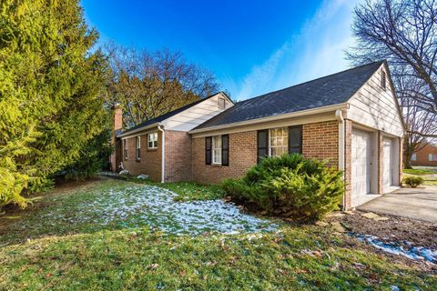 Tiny photo for 4404 Airendel Court, Columbus, OH 43220 (MLS # 226000496)