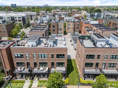 Tiny photo for 286 Neruda Avenue, Columbus, OH 43215 (MLS # 226000182)