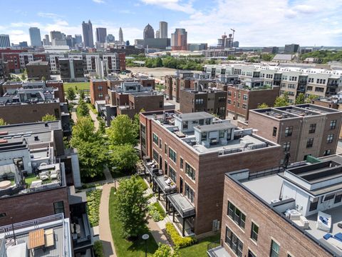 Tiny photo for 286 Neruda Avenue, Columbus, OH 43215 (MLS # 226000182)