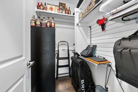 Tiny photo for 286 Neruda Avenue, Columbus, OH 43215 (MLS # 226000182)