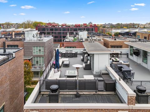 Tiny photo for 286 Neruda Avenue, Columbus, OH 43215 (MLS # 226000182)