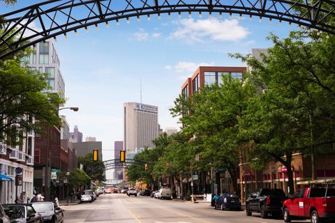 Tiny photo for 286 Neruda Avenue, Columbus, OH 43215 (MLS # 226000182)