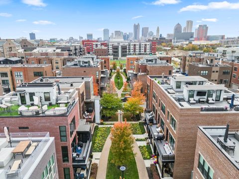 Tiny photo for 286 Neruda Avenue, Columbus, OH 43215 (MLS # 226000182)