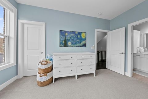 Tiny photo for 286 Neruda Avenue, Columbus, OH 43215 (MLS # 226000182)