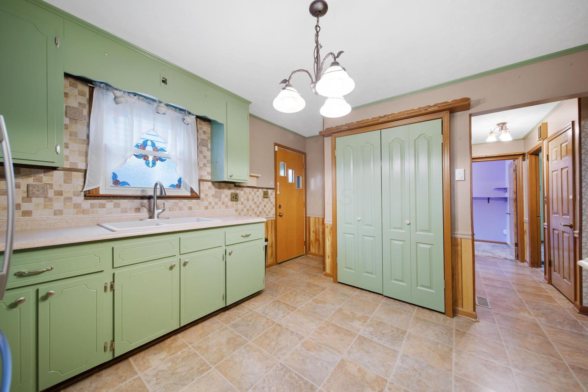 518 Union Street, Lancaster, Ohio image 13