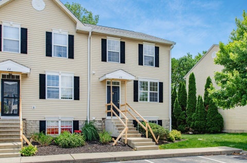 Photo of 40 Preswicke Mill, Blacklick, OH 43004 (MLS # 226023190)